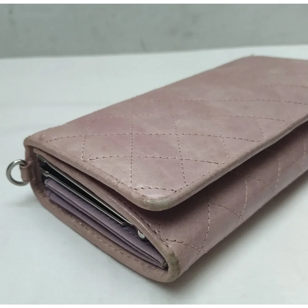 HOBO International Light Purple Leather Quilted Credit Card Bifold Wallet
